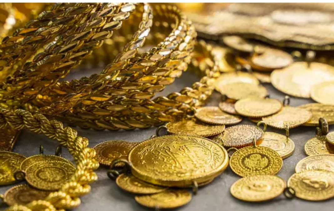 Hatice Kolçak'tan Altın Yatırımcılarına Uyarı: 'Yıl Sonu Altın Hedefi 3.500 TL "Sakin Kal, Doğru Yatır" 4